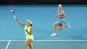 大厂离职后一个人做独游七年，45岁他终于找到自己的“桃花源”